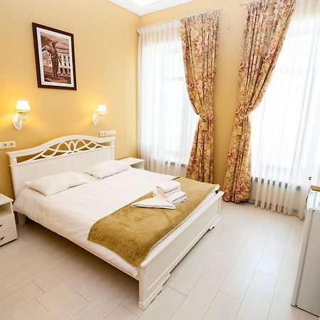 Art Suites Near Deribasovskaya Одеса Екстериор снимка