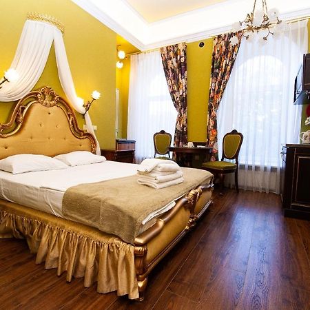 Art Suites Near Deribasovskaya Одеса Екстериор снимка