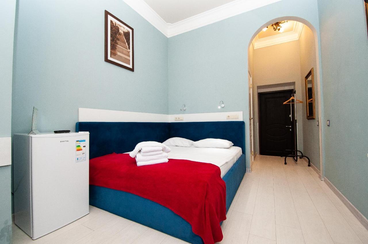 Art Suites Near Deribasovskaya Одеса Екстериор снимка