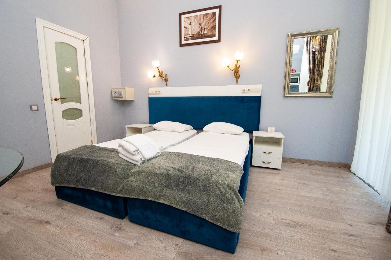 Art Suites Near Deribasovskaya Одеса Екстериор снимка